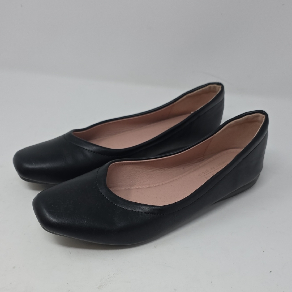 Taryn Rose Black Women's Flats Size 8